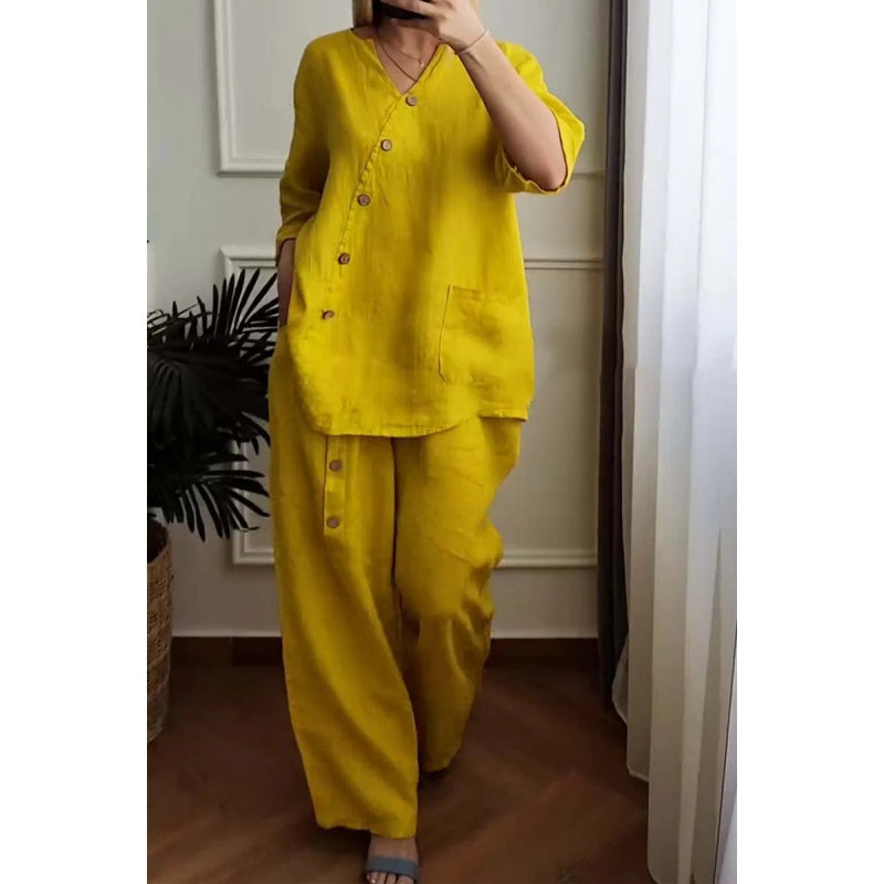 đ„NĆi alkalmi laza 2 rĂ©szes szett elegĂĄns gombos dĂszĂtĂ©ssel 3.27