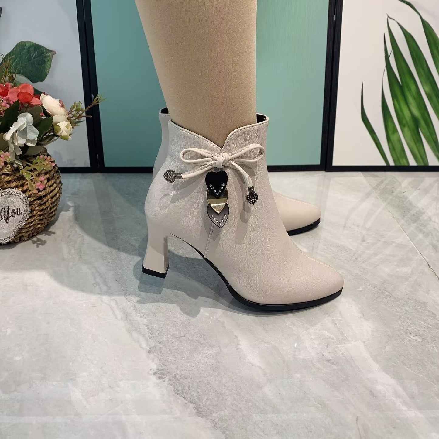 🔥Divatos hegyes bokacsizma masnival👢