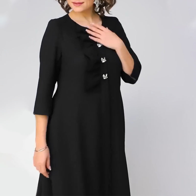 đFekete elegĂĄns plusz mĂ©retƱ ruha