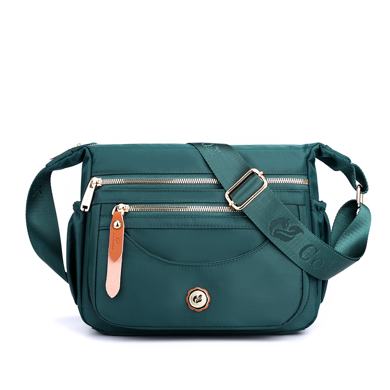 Nagy kapacitású női crossbody táska