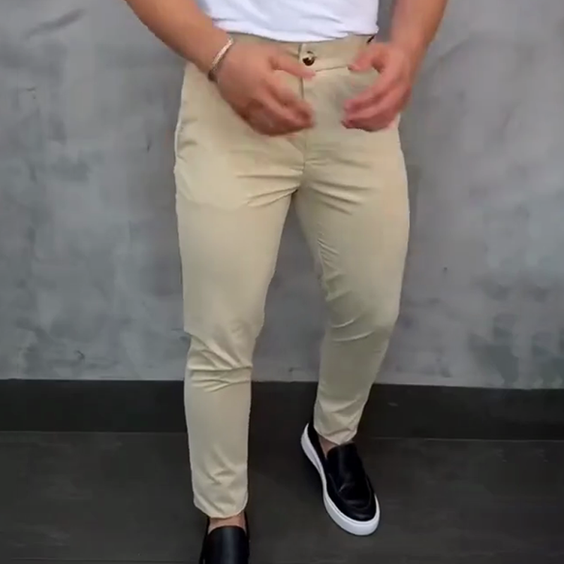 đđFĂ©rfi nadrĂĄg Slim Fit rugalmas derĂ©kkal
