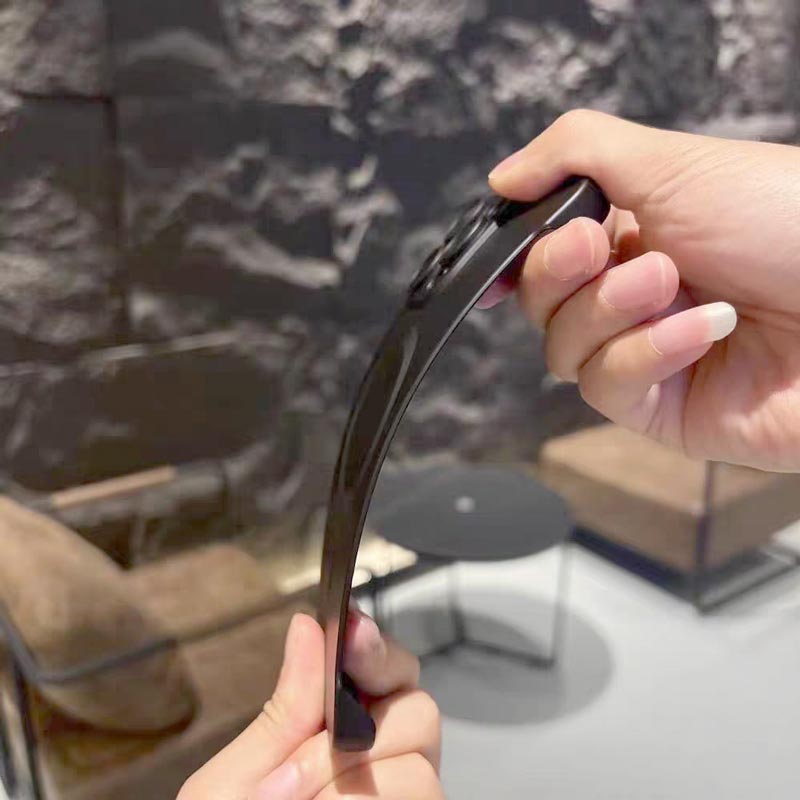 Vékony keret nélküli mágneses telefon tok iPhone-hoz