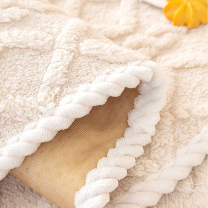 🛋️Szép ajándék – Csúszásgátló flüss kanapéhuzat🧵