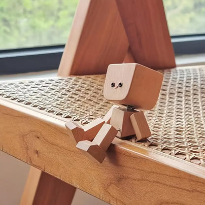🎁Bájos kis fa figura, amely 12 különböző arckifejezéssel mozog