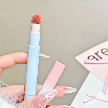 💄 Matt rúzs, puha finissel és bolyhos szivacsos applikátorral ✨